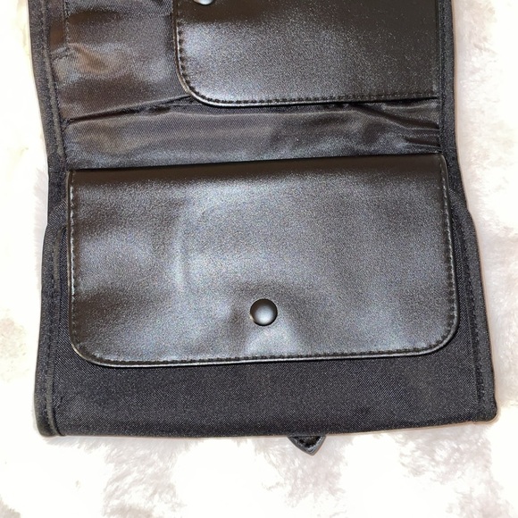 Calvin Klein Eyewear Bag Calvin Klein Eyewear Travel Storage Bag CK Eyewear 🆕 - Picture 10 of 14